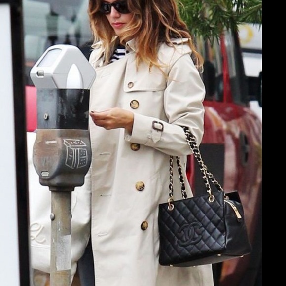 ❤️SOLD❤️ CHANEL Logo Quilted Timeless Caviar Petite Tote Bag - Picture 14 of 14